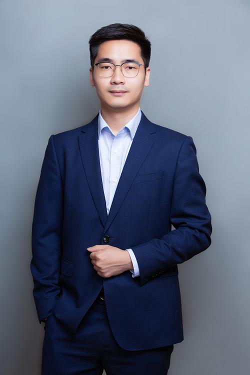 谢懿富 灯光与音效负责人